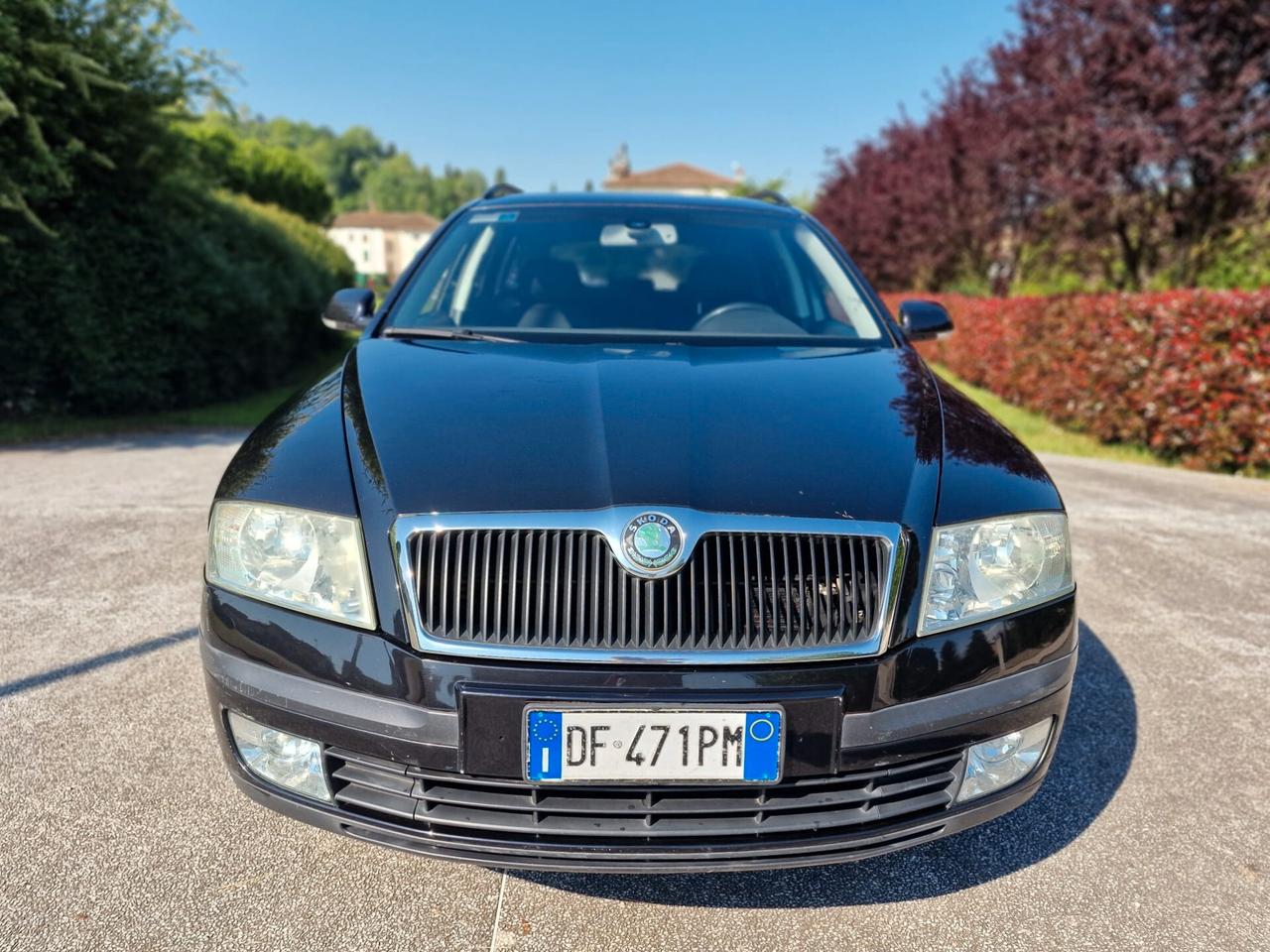 Skoda octavia 1.9 Tdi 105cv DSG Ambiente