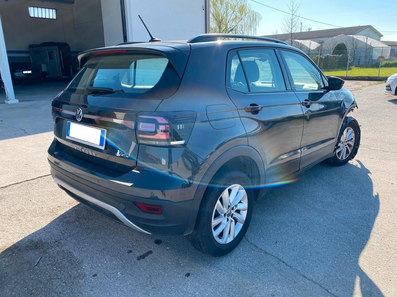 Volkswagen T-Cross 1.0 tsi 95cv INCIDENTATA