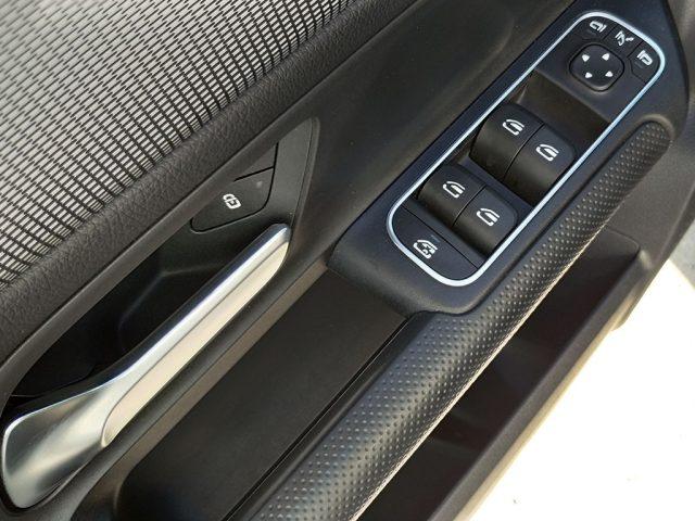 MERCEDES-BENZ GLA 250 E PHEV hybrid EQ Sport auto