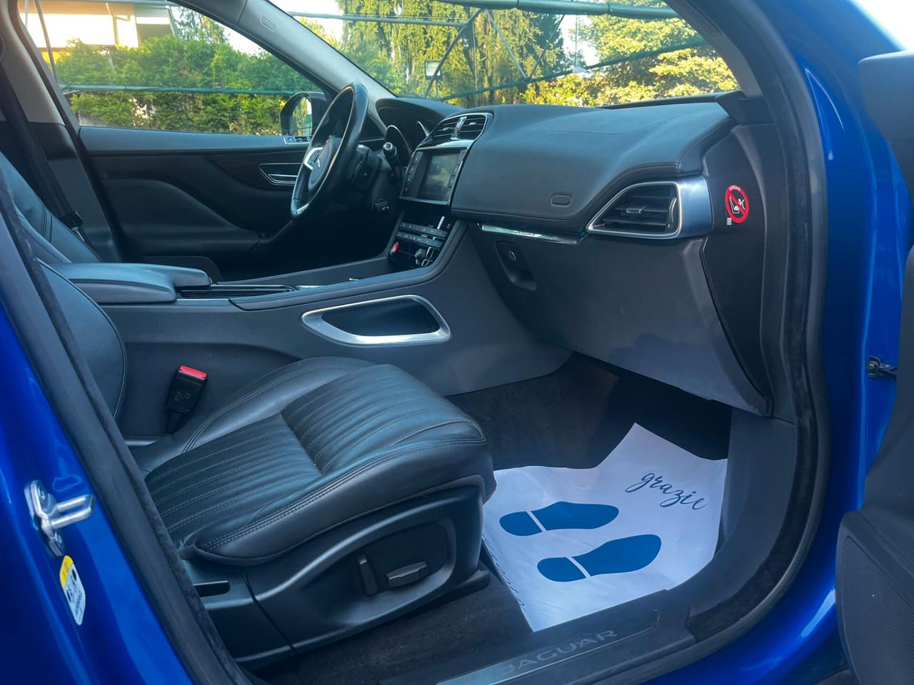 Jaguar F-Pace 2.0 D 240 CV AWD aut.