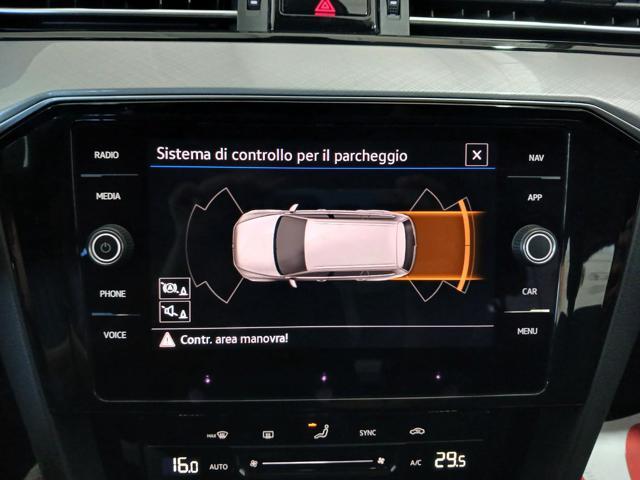 VOLKSWAGEN Passat Variant 2.0 TDI DSG Business + KM SOLO AUTOSTRADA!!!