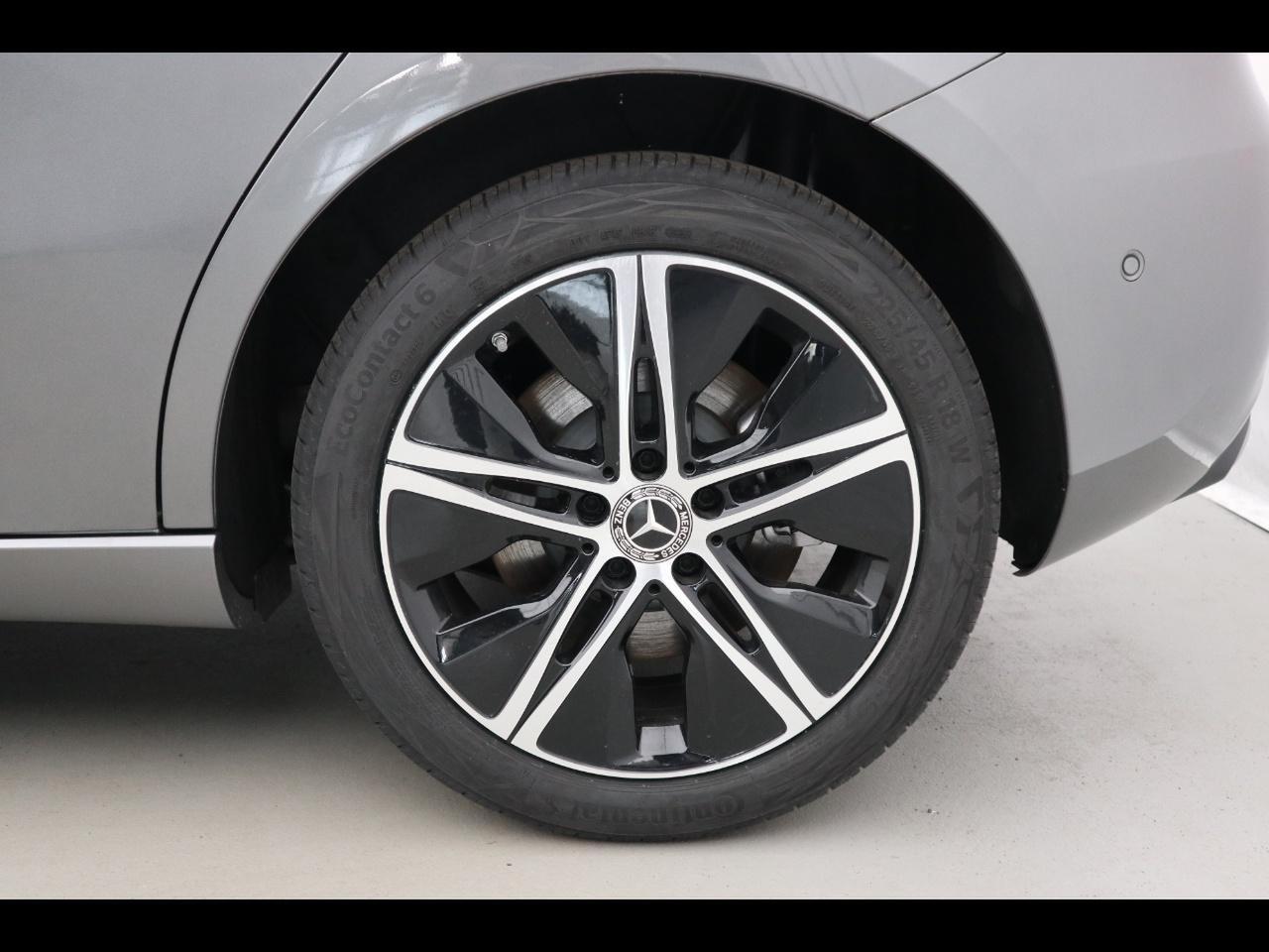 Mercedes Classe A 250 e plug-in-hybrid progressive advanced plus speedshift dct amg 8g