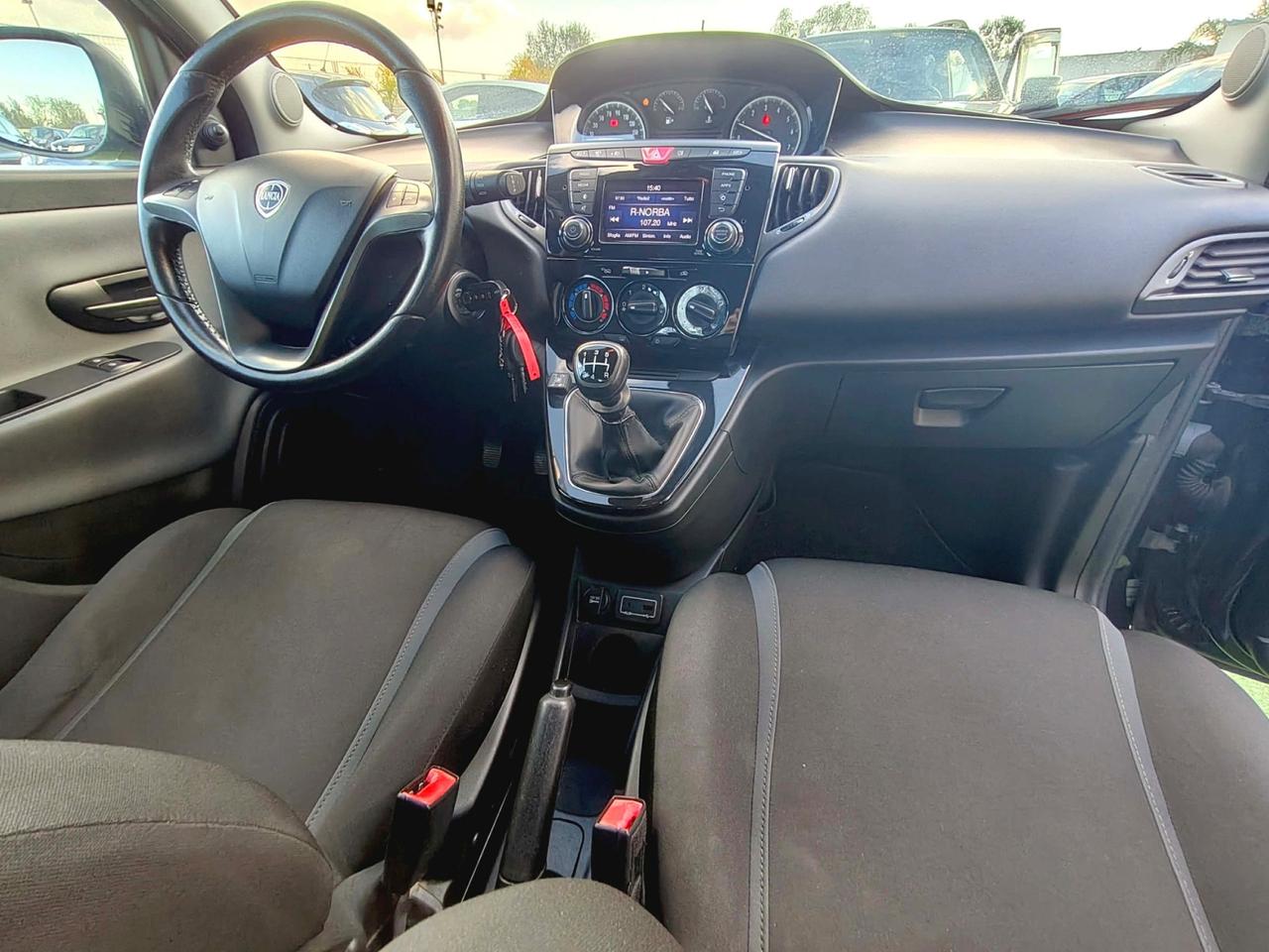 Lancia Ypsilon 1.2 Benzina / Gpl 69 CV 5 porte Gold - 2017