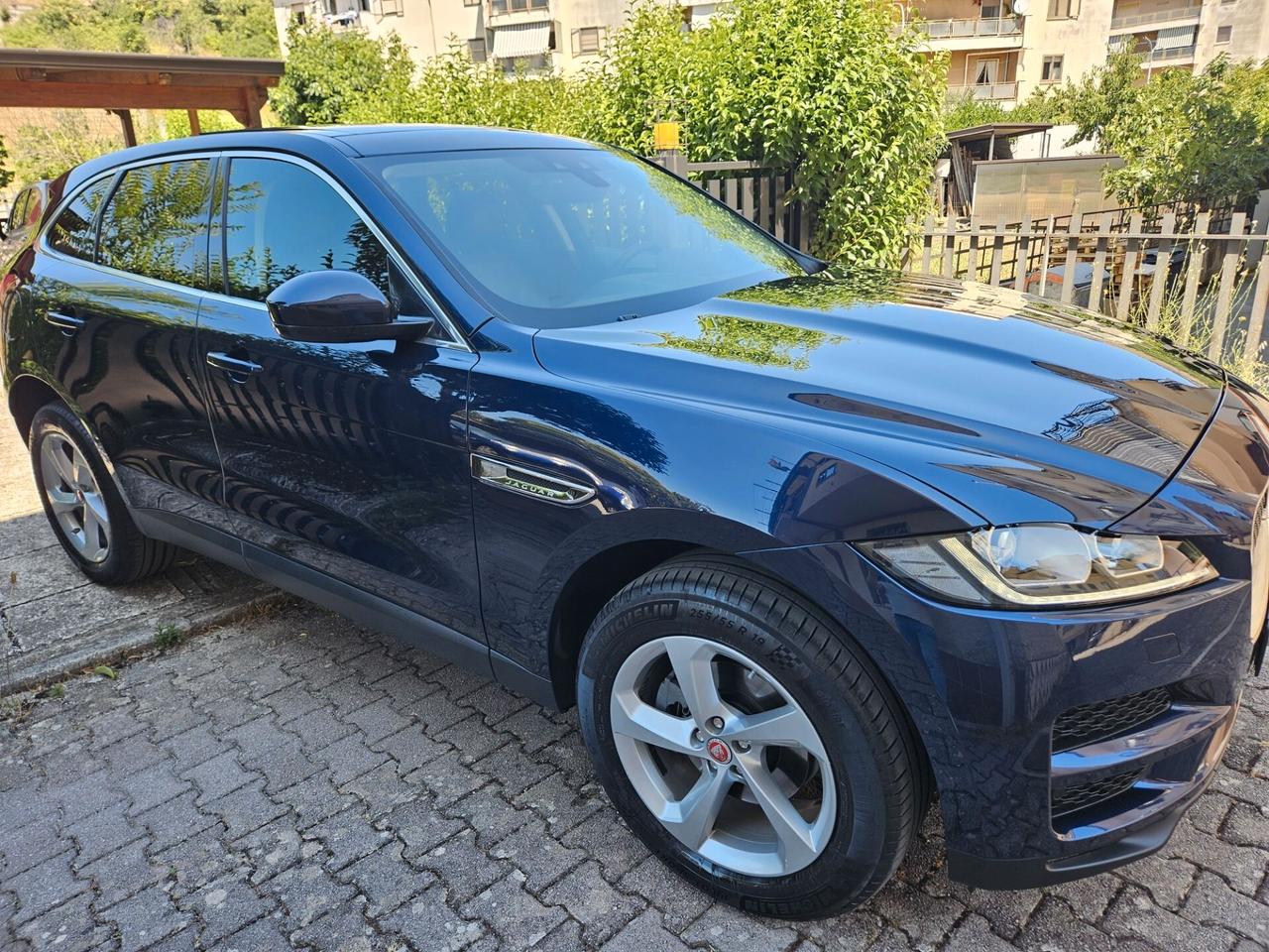 Jaguar F-Pace 2.0 D 240 CV AWD aut. Portfolio