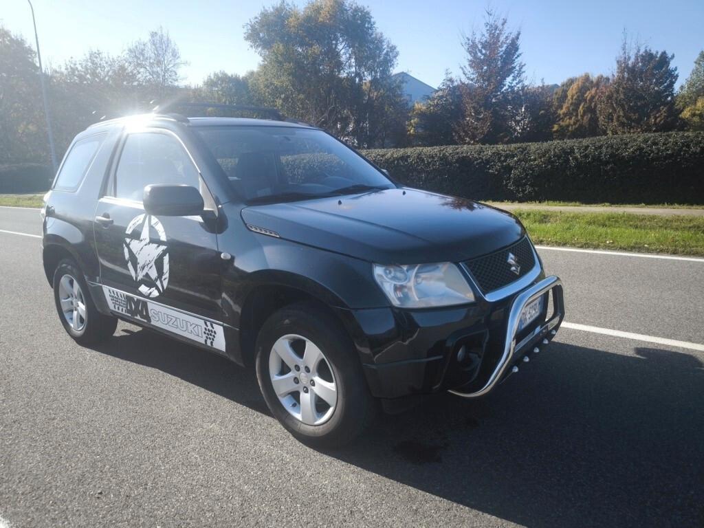 SUZUKI VITARA 4X4 BENZ/GPL- OK NEOPATENTATI