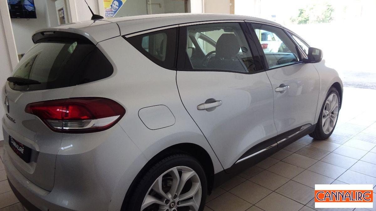 RENAULT - Scénic - dCi 8V 110 CV Energy Zen
