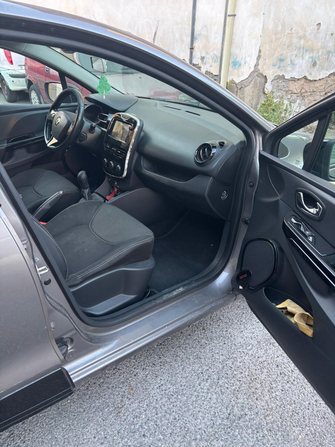 Renault Clio 1.5 dCi 8V 75CV 5 porte Live