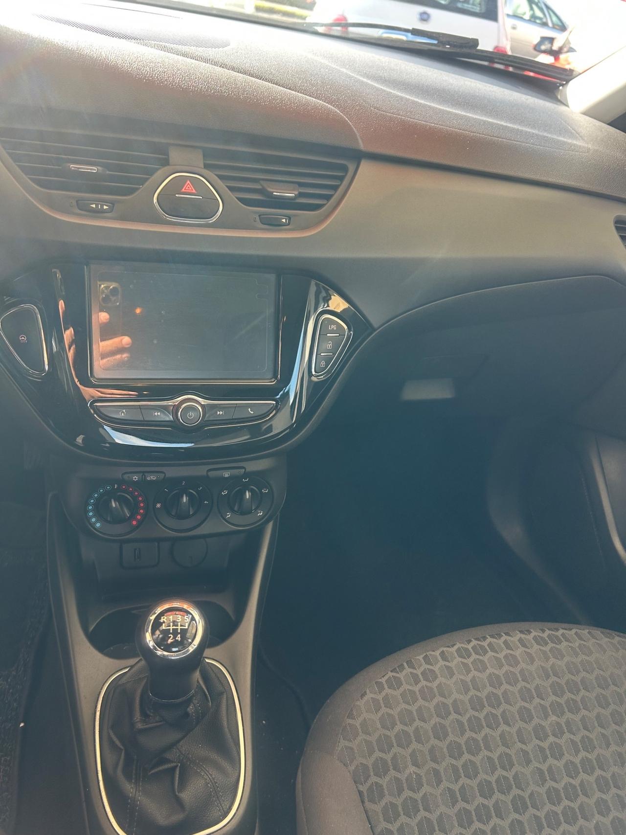 Opel Corsa 1.4 90CV GPL Tech 5 porte Advance