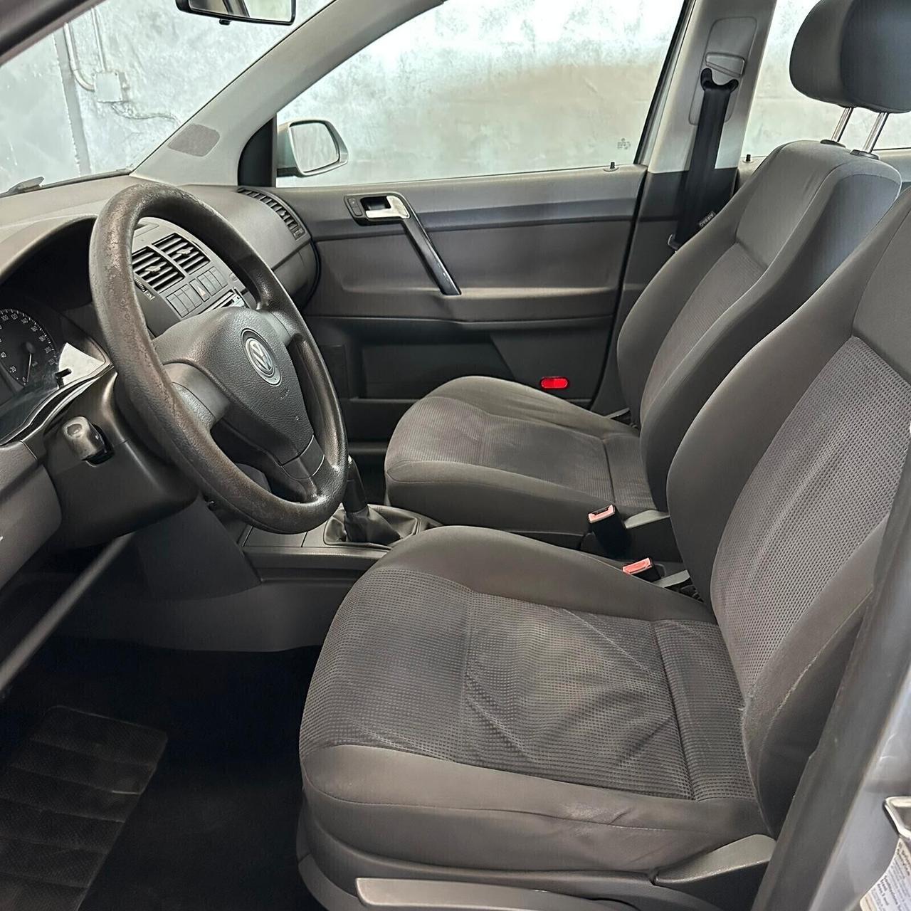 Volkswagen Polo 1.4/80CV 16V 5p. Sportline