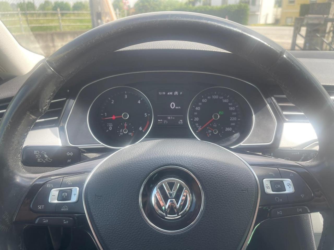 Volkswagen Passat Variant 2.0 TDI DSG Highline BlueMotion Technology