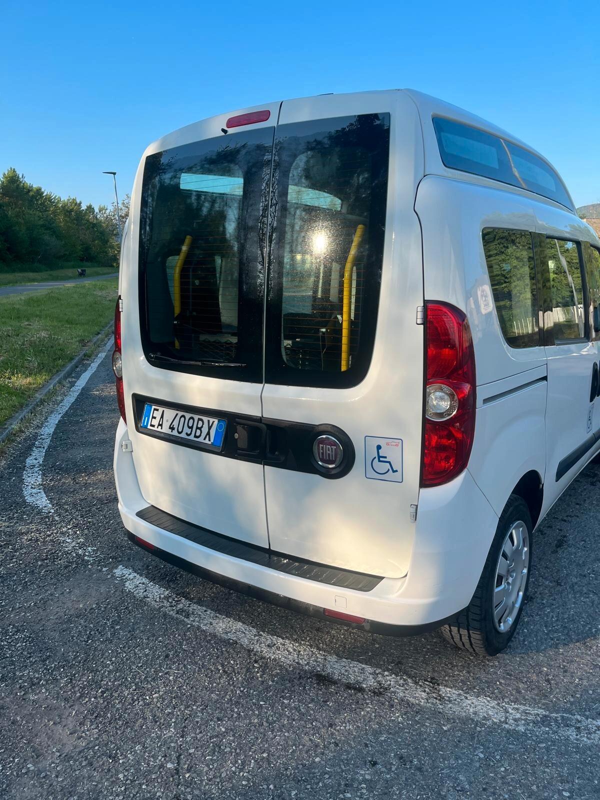 Fiat Doblo 1.6 MJT 16V trasp.disabili, tetto alto - 2012