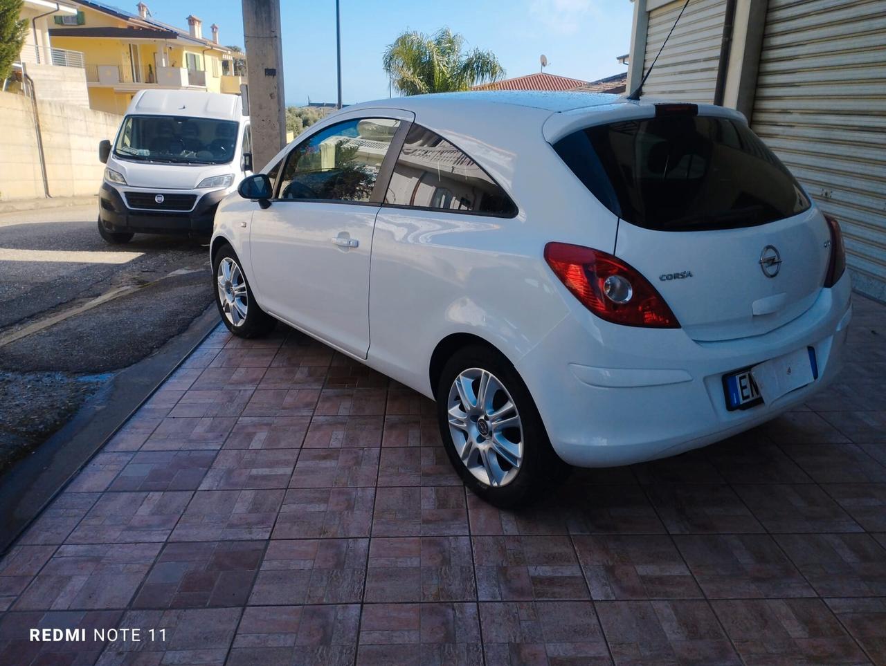 Opel Corsa 1.3 DIESEL