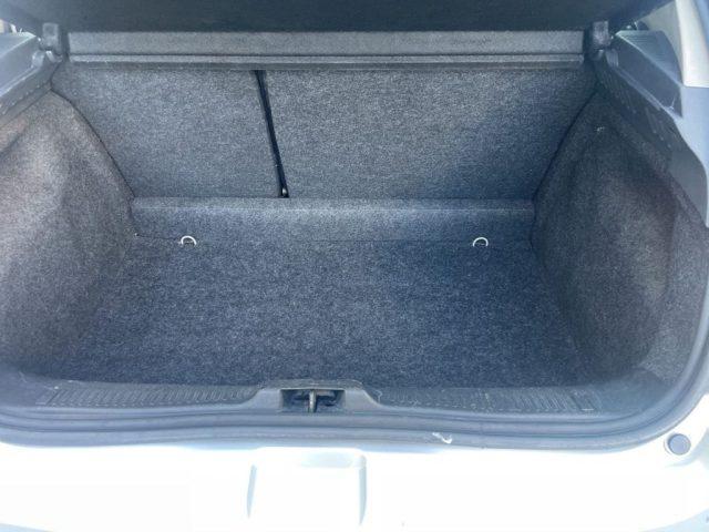 RENAULT Clio 1.2 BENZ 75 CV 16V 5 porte ADATTA A NEOPATENTATI