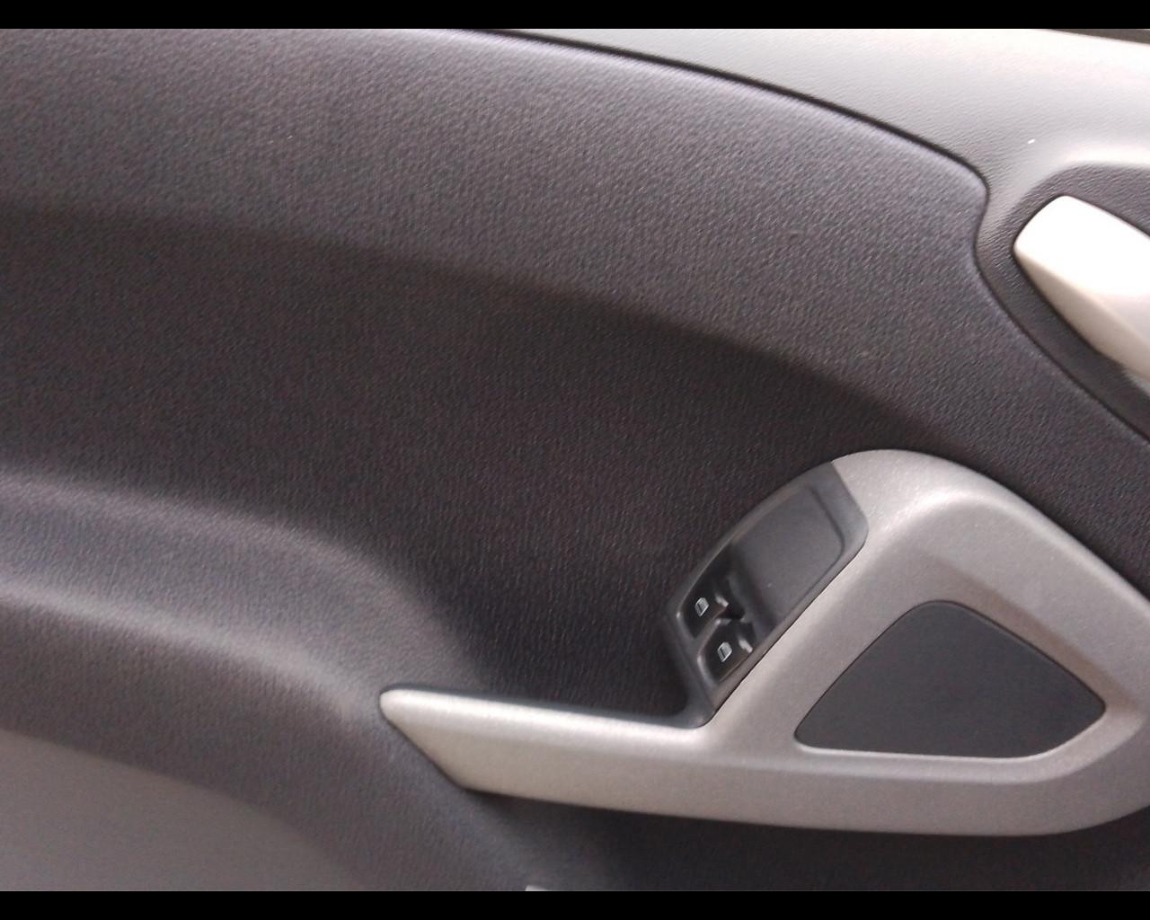 SMART fortwo 2ª serie - fortwo 1000 52 kW MHD coupé passion