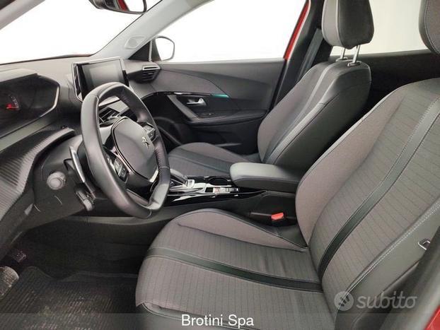 Peugeot 2008 BlueHDi 130 EAT8 S&S Allure
