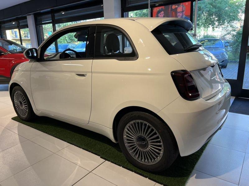 FIAT 500 Icon Berlina