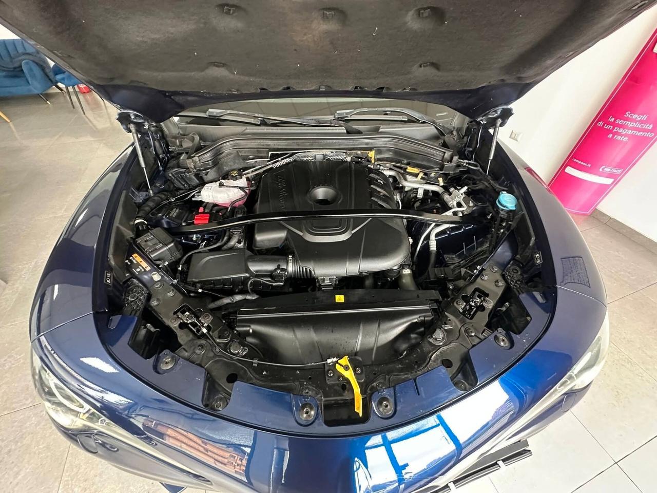 Alfa Romeo Stelvio 2.2 Turbodiesel 180 CV AT8 RWD Super