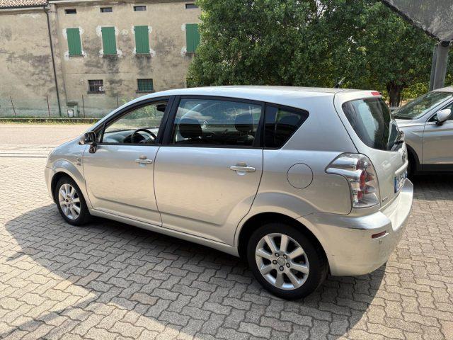 TOYOTA Corolla Verso 2.0 16V D-4D Sol OK NEOPATENATO