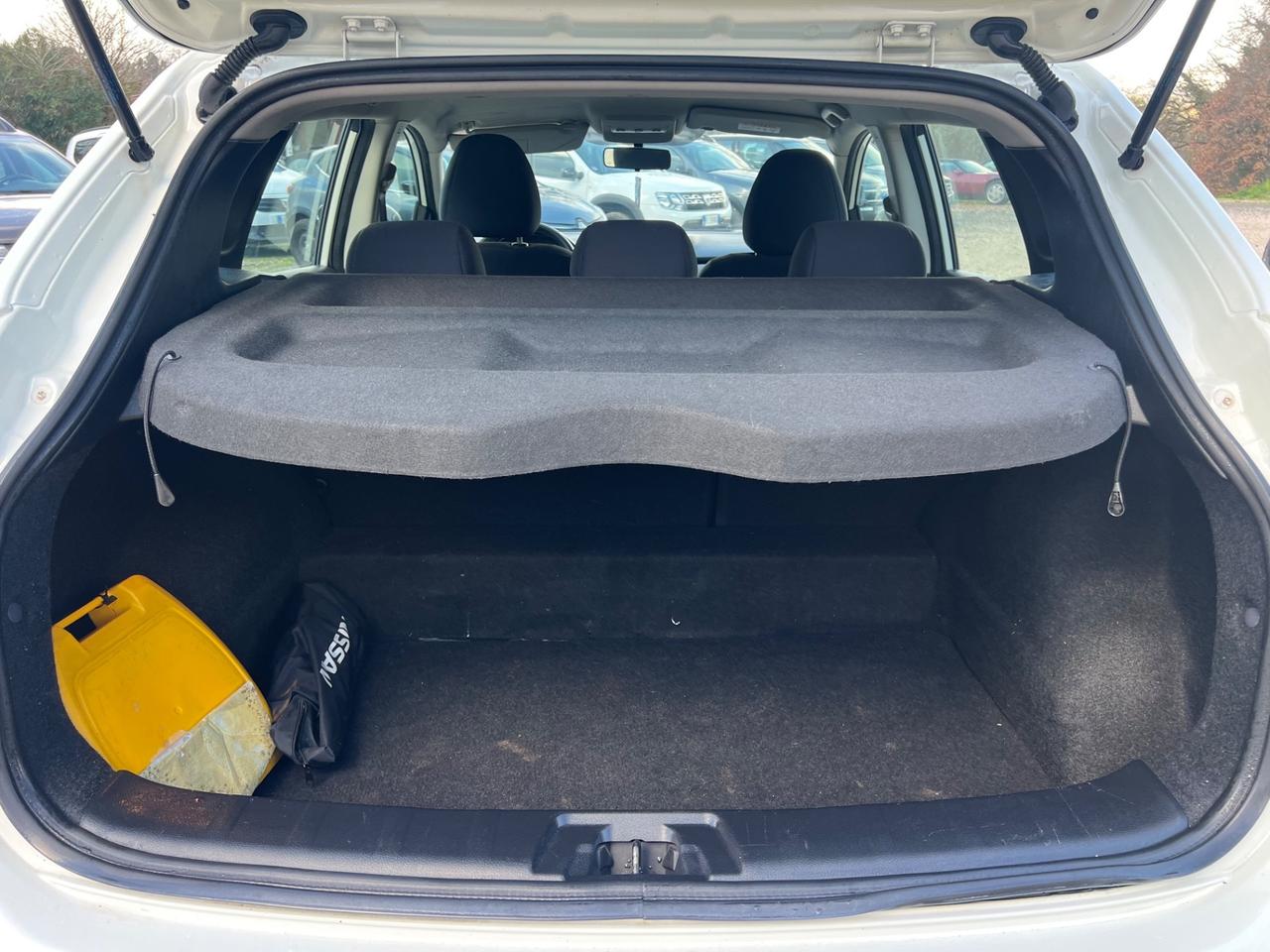 Nissan Qashqai 1.2 BENZINA Acenta PERMUTE RATE GARANZIA