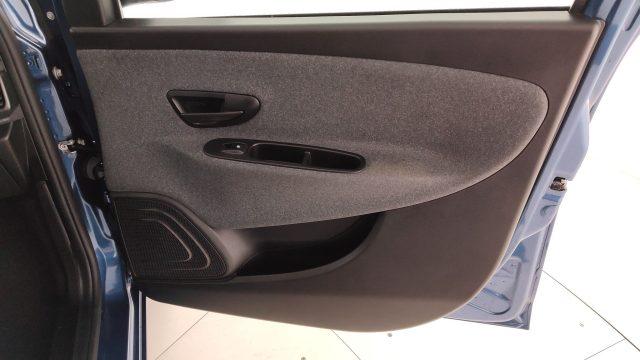 LANCIA Ypsilon 1.0 FireFly 5 porte S&S Hybrid Silver Plus