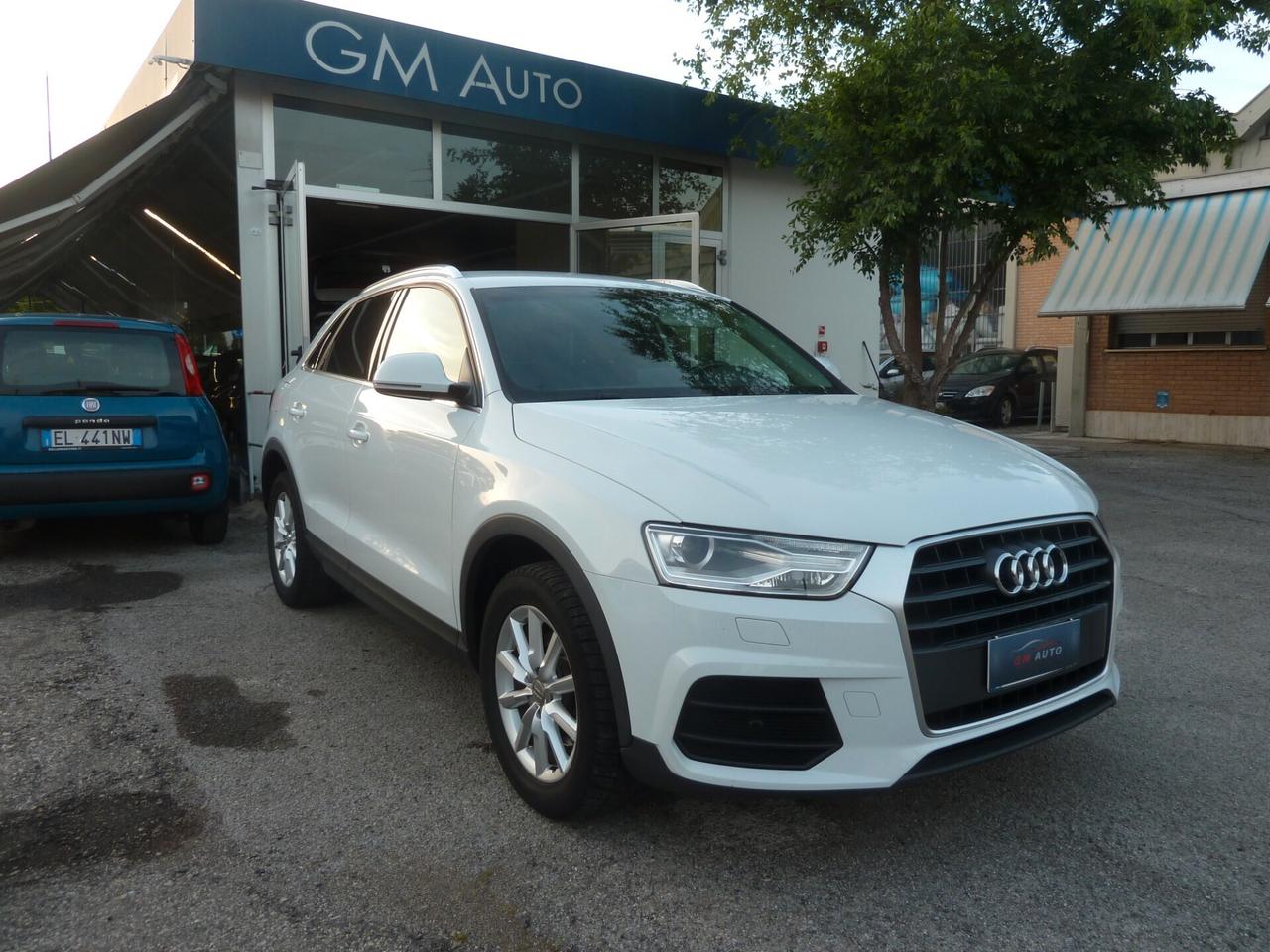 Audi Q3 2.0 TDI 150 CV Business