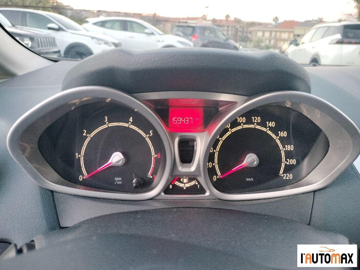 FORD - Fiesta 1.2 16v 82cv 5p