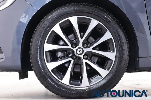 RENAULT Clio TCE 90 CV 5 PORTE BUSINESS FARI LED