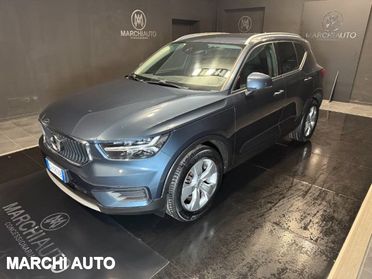 VOLVO XC40 T2 Momentum Pro
