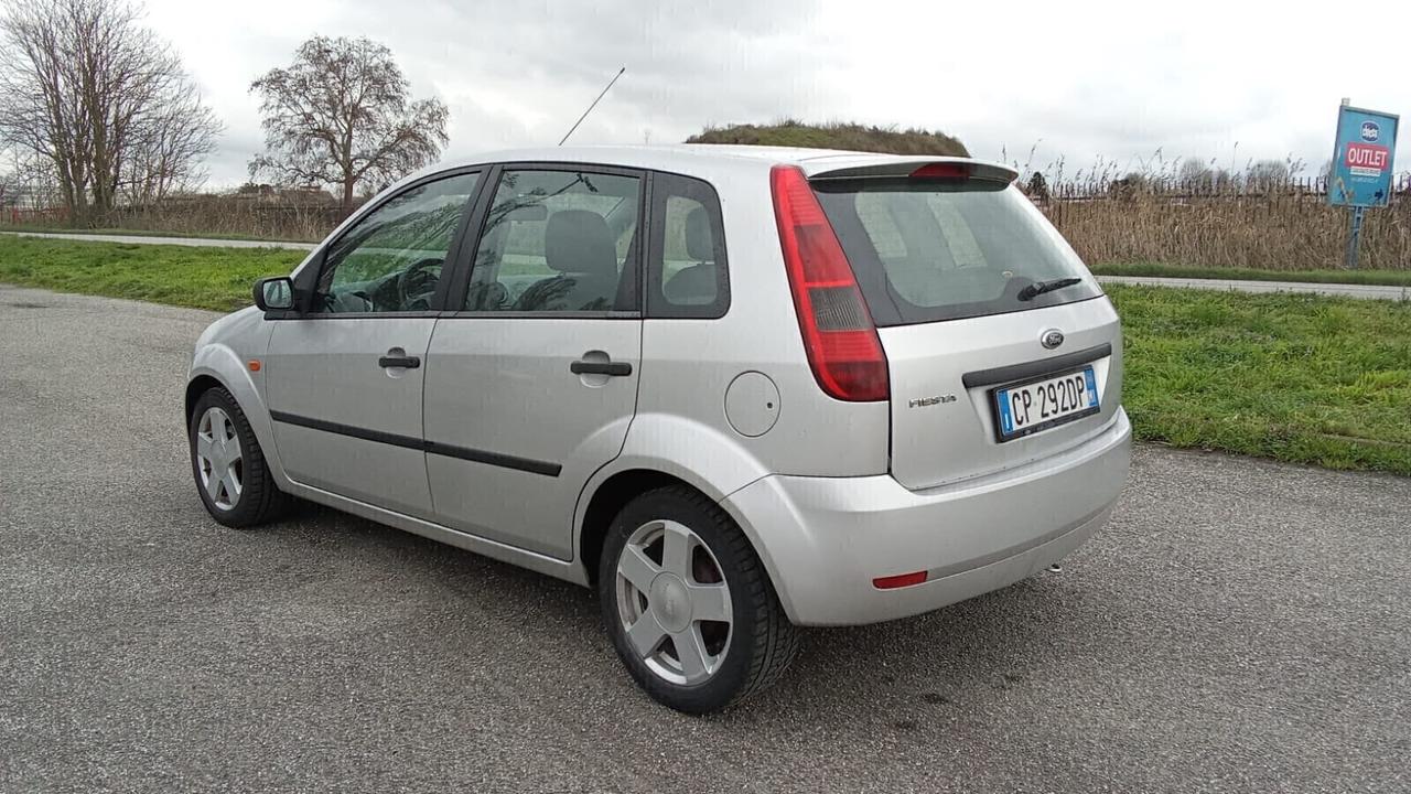 Ford Fiesta 1.2 16V benzina 5p.