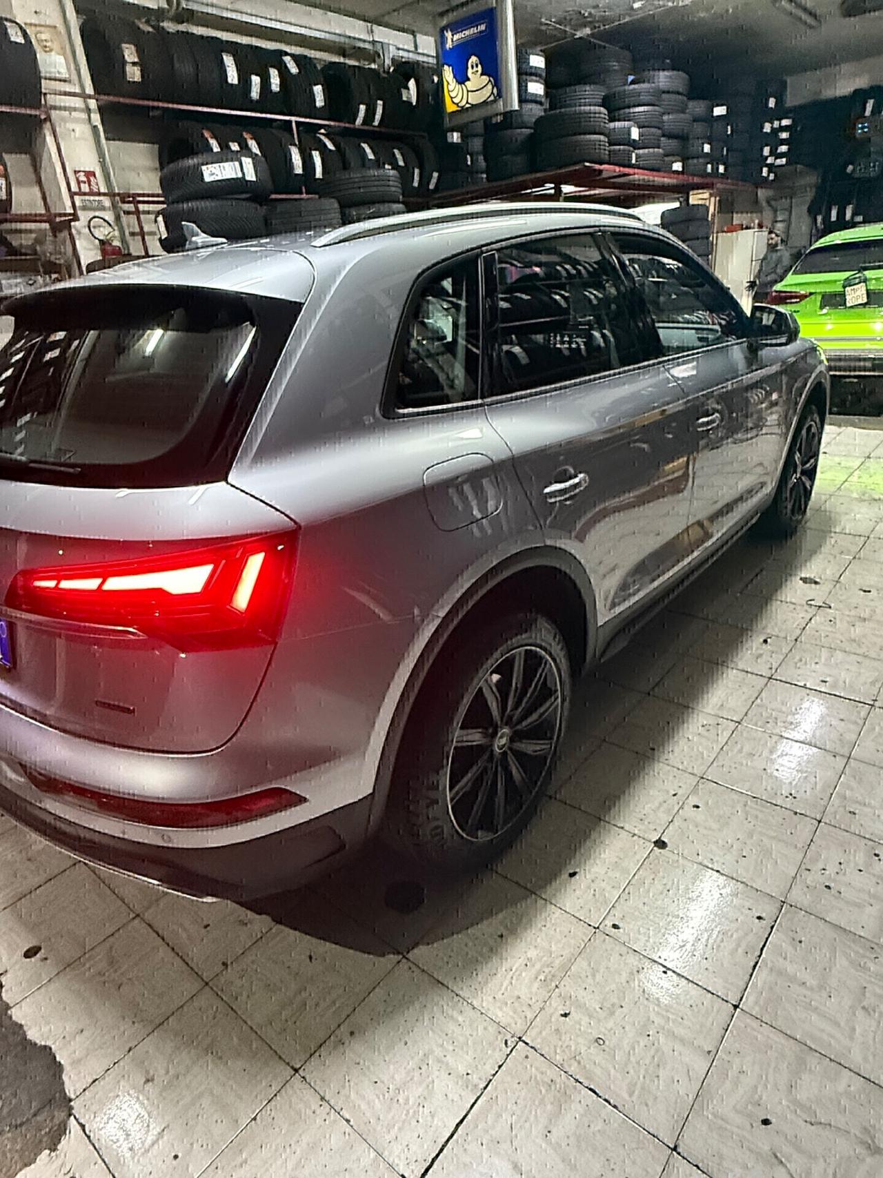 Audi Q5 40 TDI 204 CV quattro S tronic UNICOPROP MATRIX