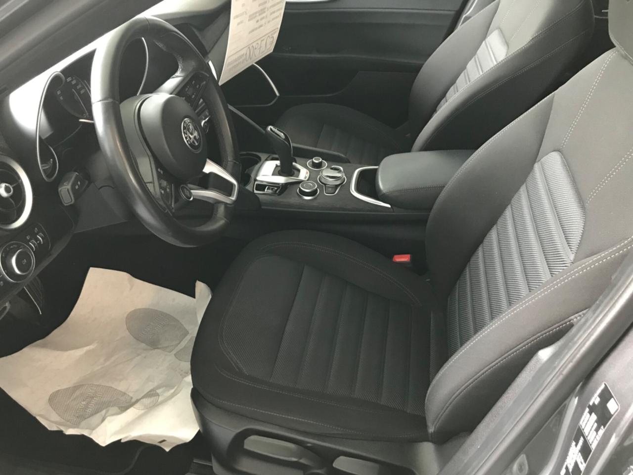 Alfa Romeo Giulia 2.2 Turbodiesel 160 CV AT8 Business
