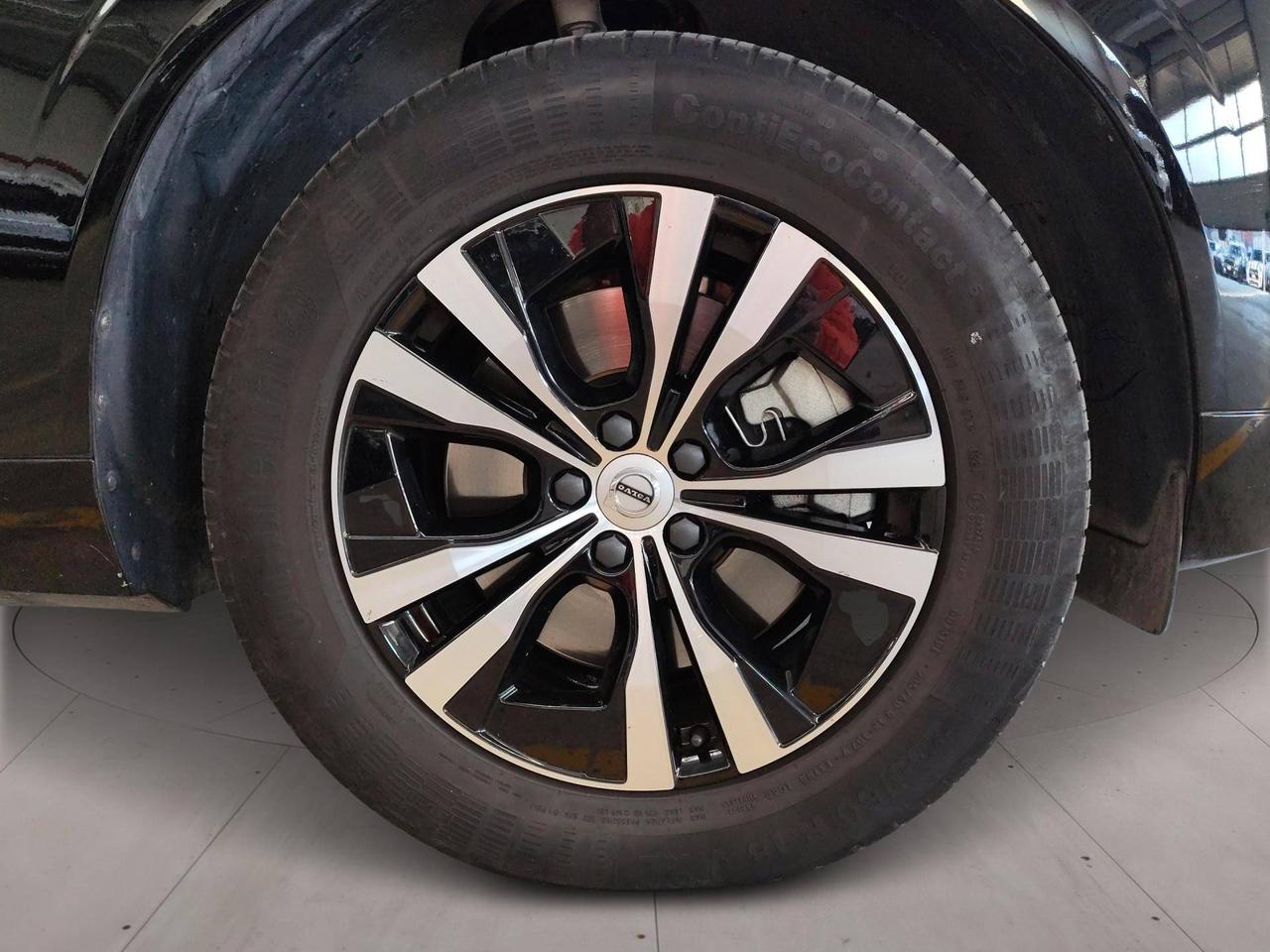 Volvo XC60 2.0 b4 Momentum awd