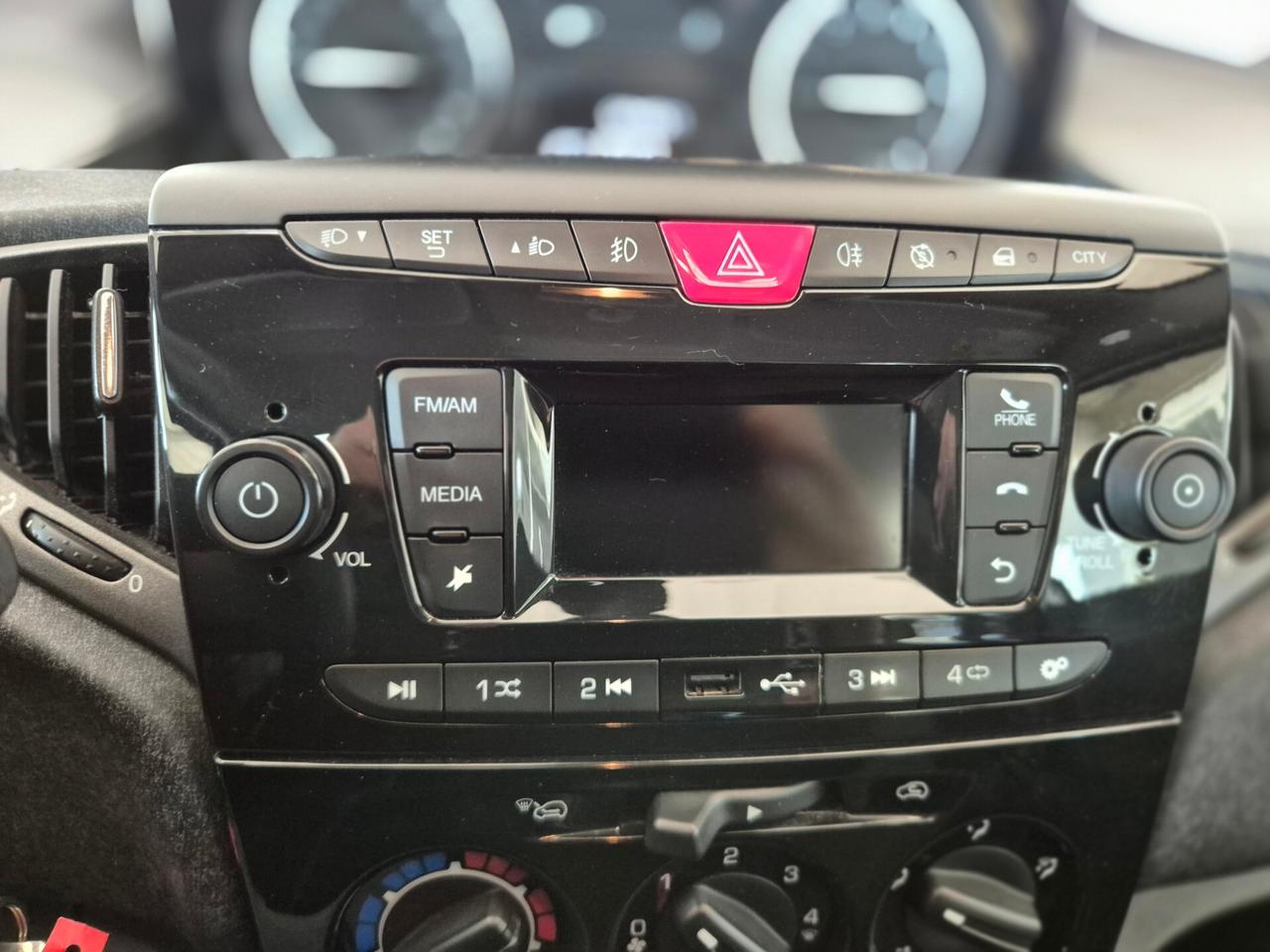 Lancia Ypsilon 1.2 69 CV 5 porte Elefantino Blu