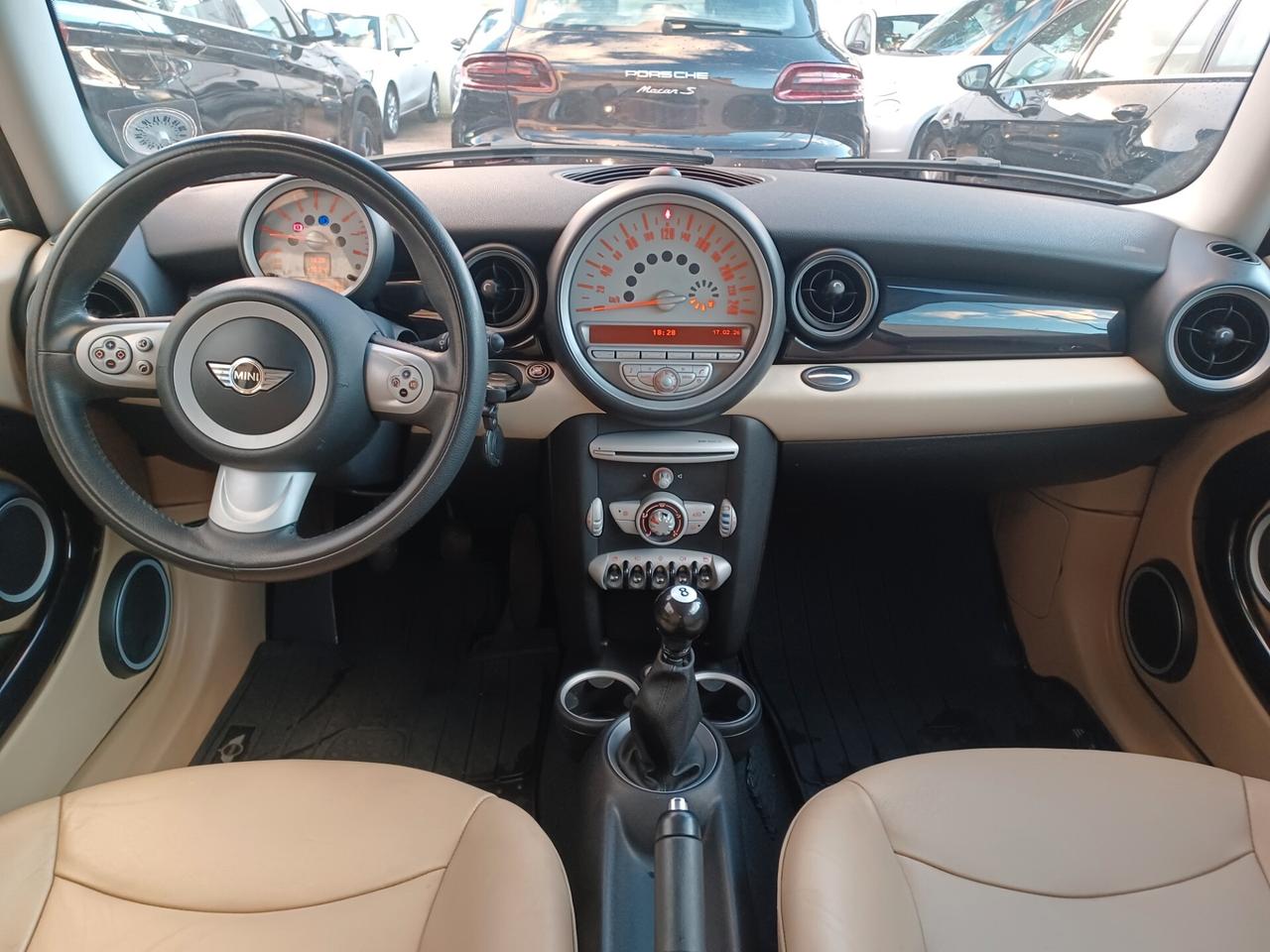 Mini Cooper 1.4 Benzina ok neopatentati