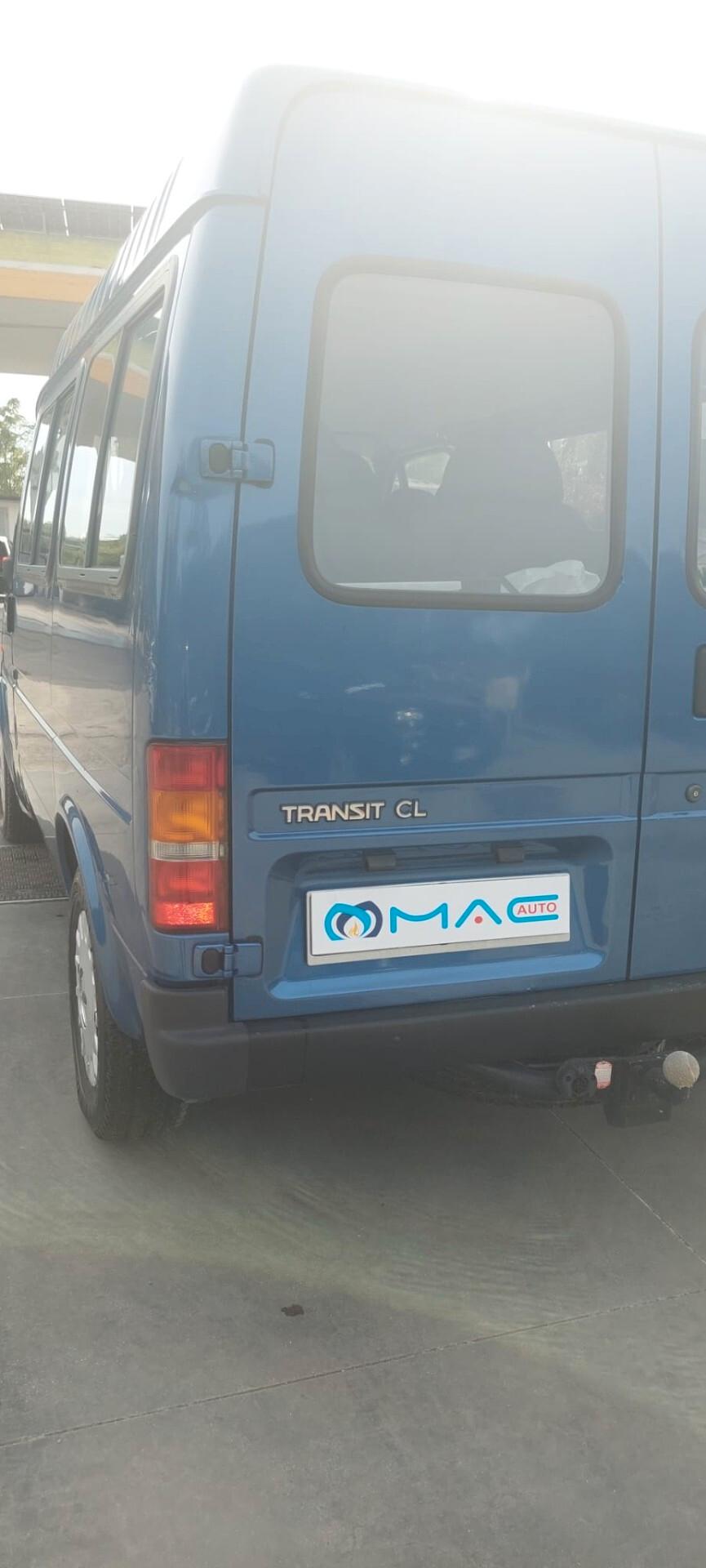 Ford Transit Connect 8 posti