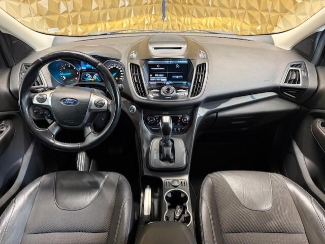 Ford Kuga 2.0 TDCI 150 CV S&S 4WD Powershift Titanium