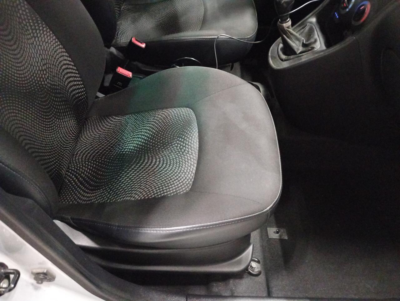 Hyundai i10 1.1 12V CONFORT