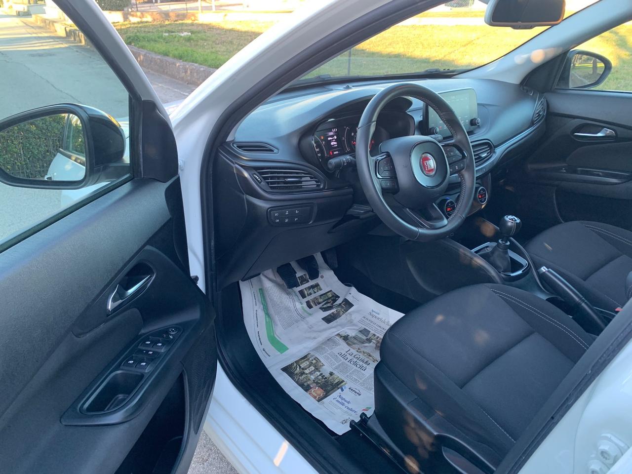 Fiat Tipo 1.6 Mjt S&S 5 porte S-Design