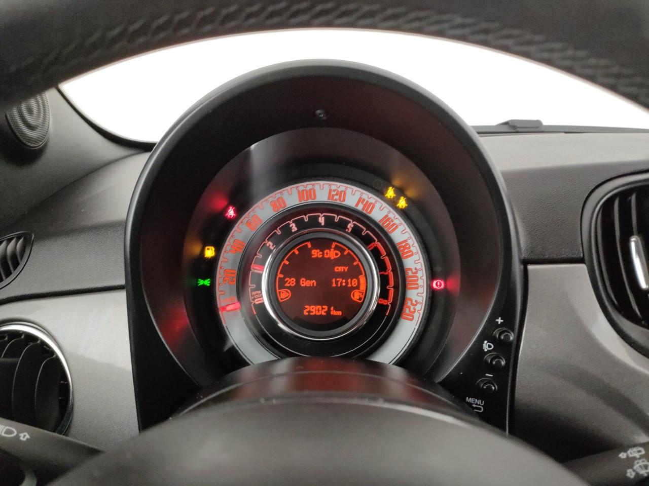 FIAT 500 1.0 hybrid 70cv