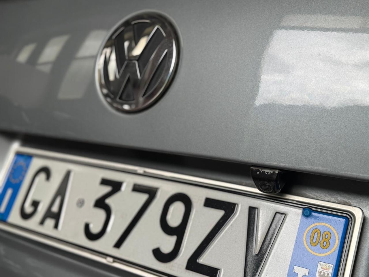 Volkswagen Touran 2.0 TDI DPF Highline 7 POSTI