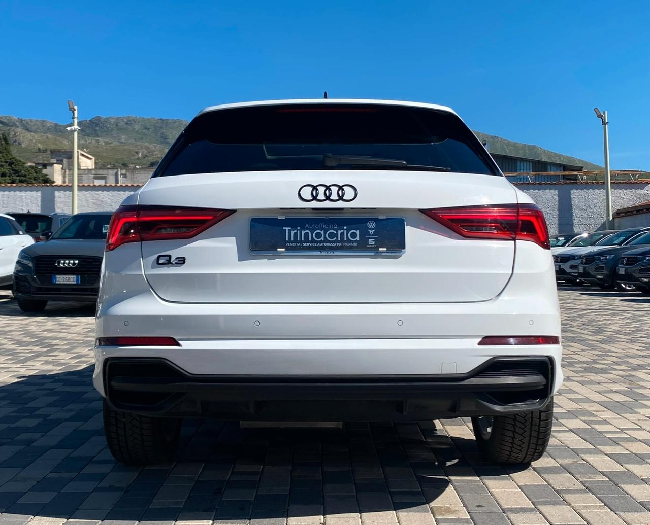 Audi Q3 S line edition 2.0 TDI 150CV s-tronic 35