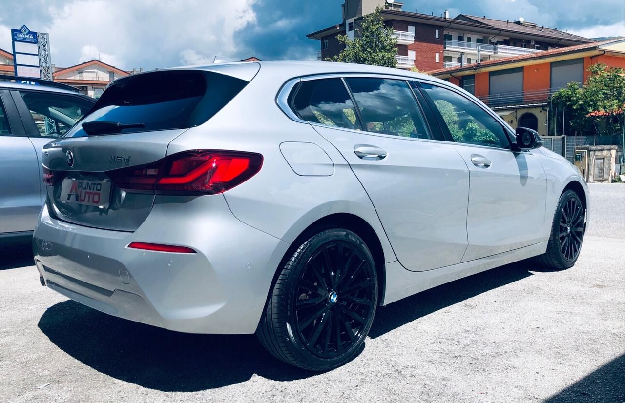 Bmw 116 118d 5p. AUTOMATICA-TELECAM- SPORT argento