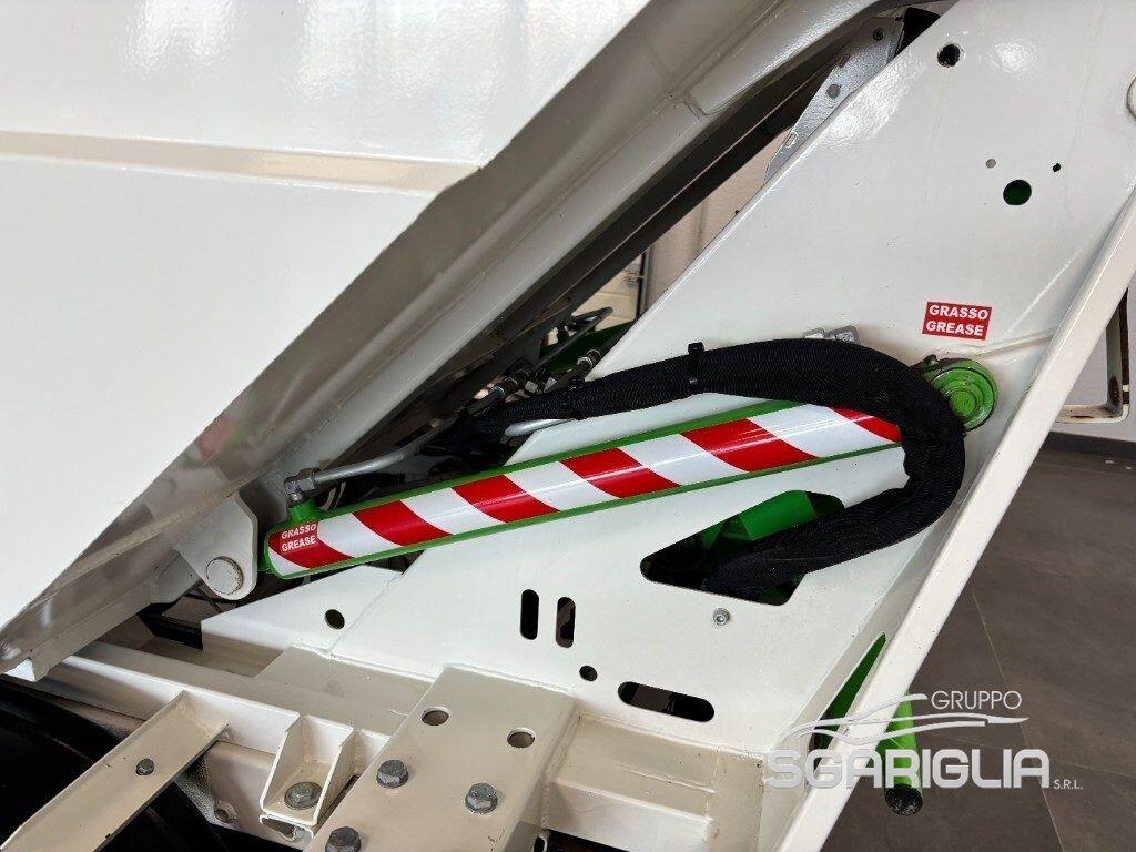 Piaggio Porter GPL Vasca Rifiuti Ribaltabile Compatta