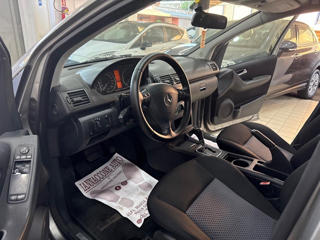 Mercedes classe a 180 automatica