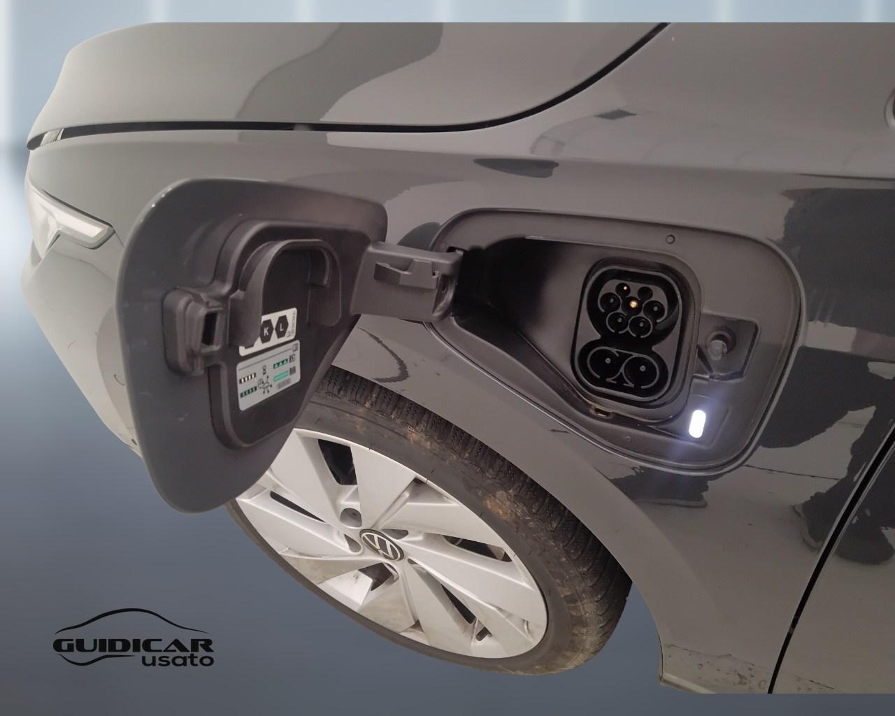 VOLKSWAGEN Golf VIII 2024 - Golf 1.5 tsi ehybrid Style 204cv dsg