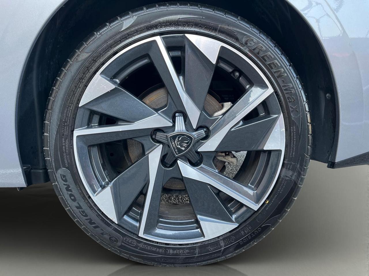 Peugeot 308 BlueHDi 130 S&S EAT8 Allure Pack