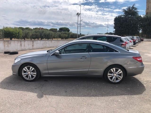 Mercedes-benz E 220 CDI Coupé BlueEFFICIENCY Avantgarde