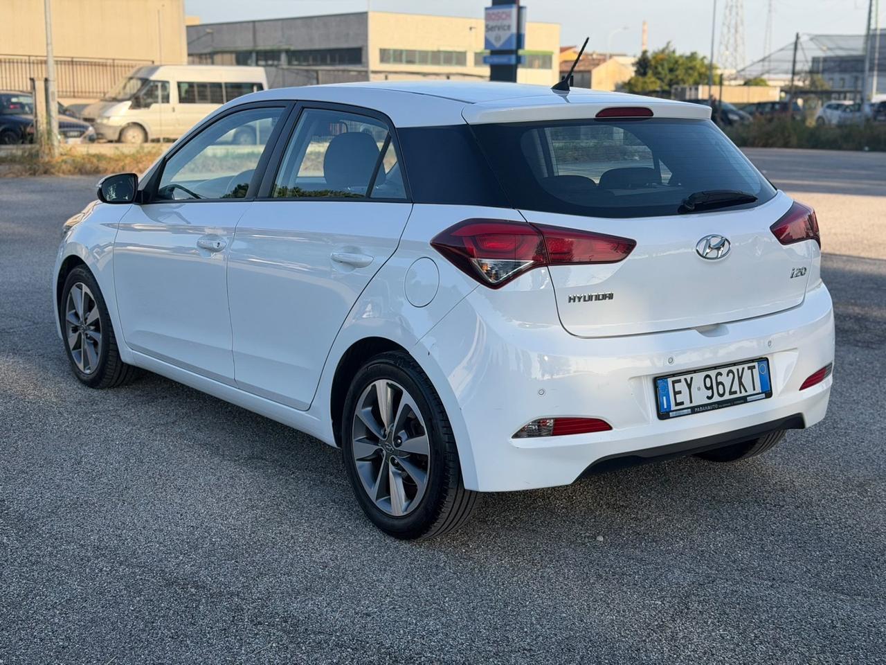 Hyundai i20 1.2 benzina 2015 Style