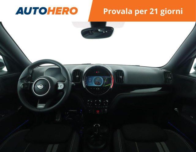 MINI Mini 2.0 John Cooper Works Essential Countryman ALL4