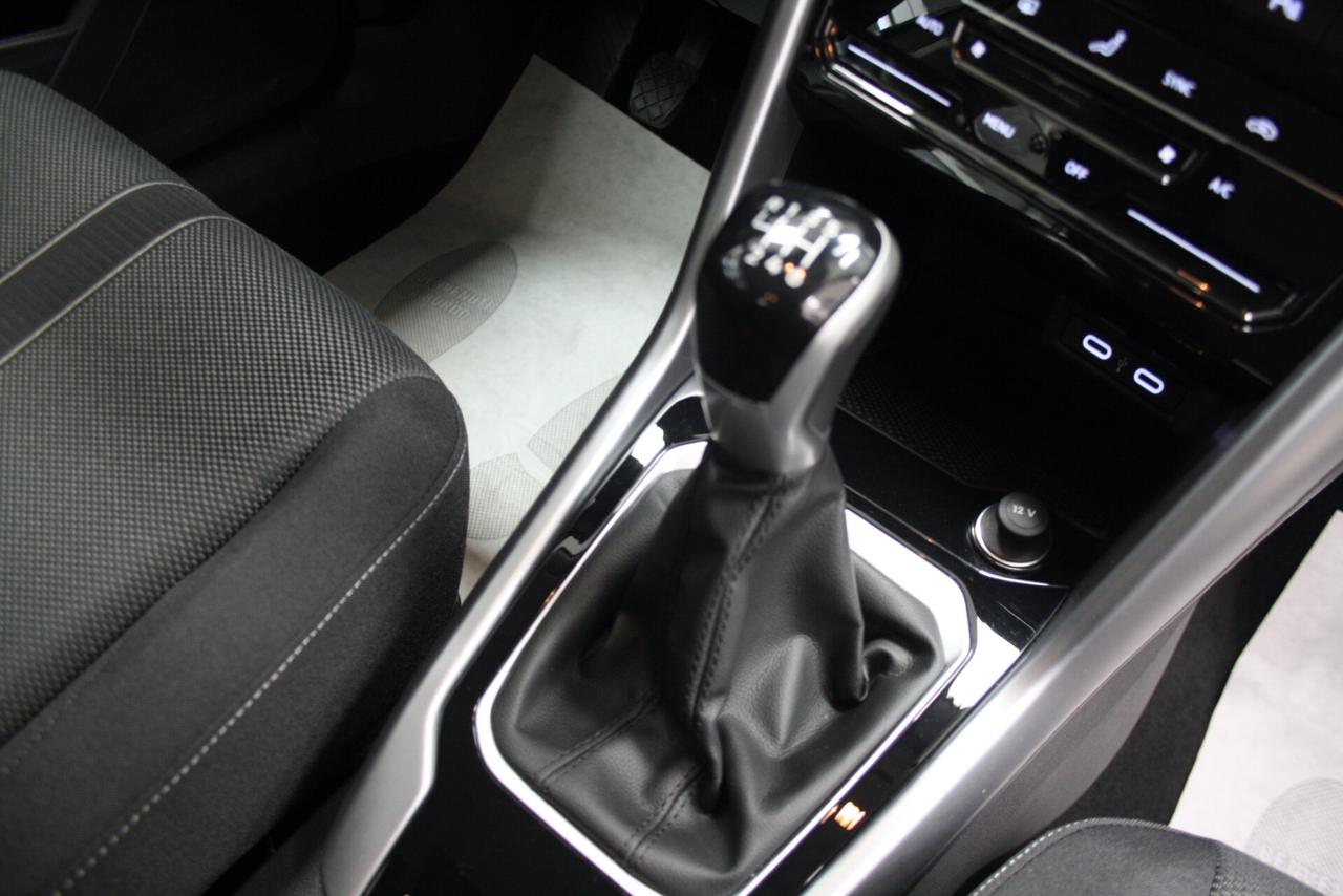 VOLKSWAGEN T-ROC 2.0 TDI 115CV LIFE *2025